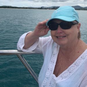 Meet your Posher, Julie